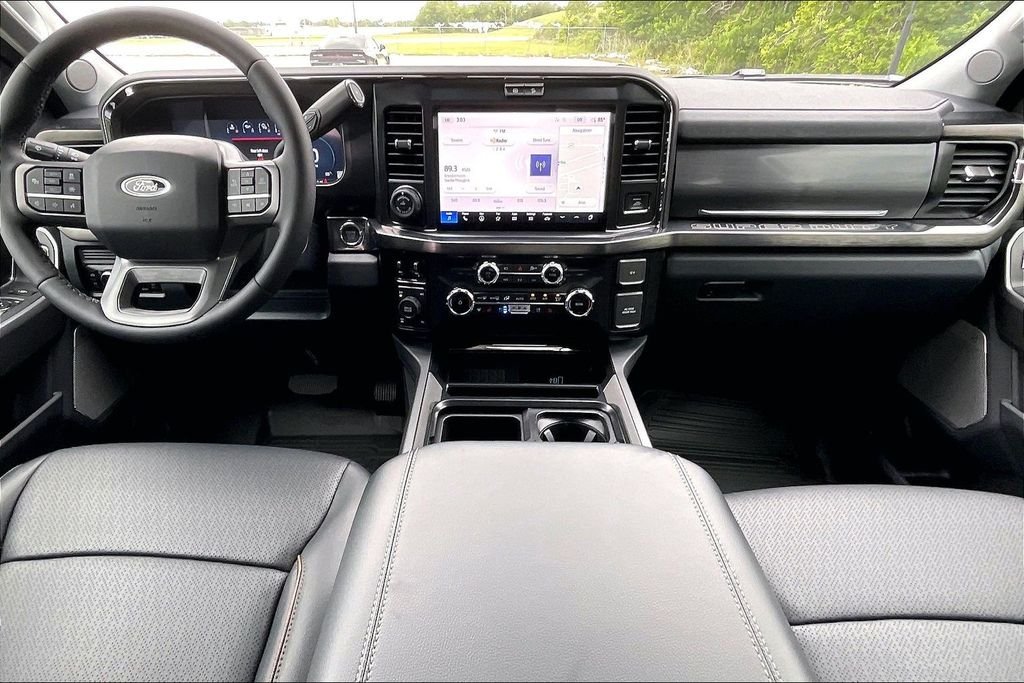 New 2026 Ford Super Duty F-250 Lariat 4D Crew Cab