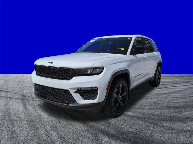 Certified Used 2023 Bright White Clearcoat Jeep Limited image 8