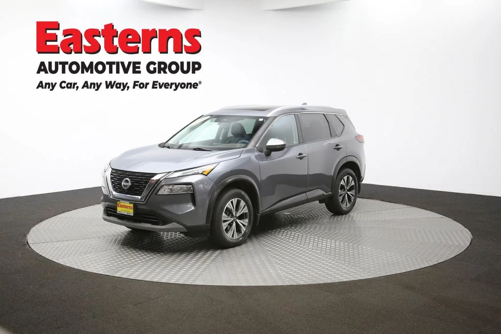 Used 2022 Gray Nissan SV image 54