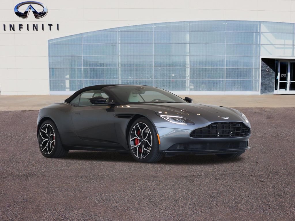 Used 2019 Gray Aston Martin Volante image 40