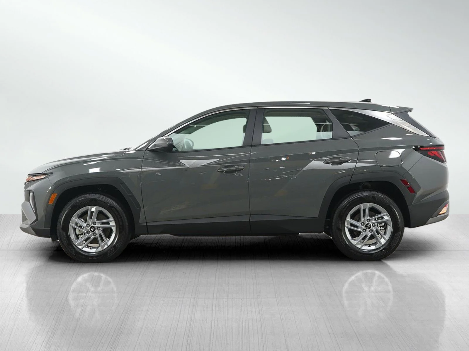 Certified 2026 Hyundai Tucson SE with VIN 5NMJACDE9TH622495 for sale in Minneapolis, Minnesota