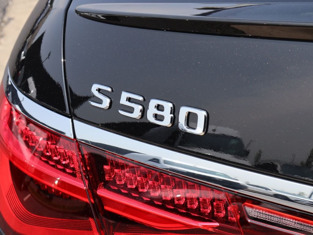 Certified Used 2023 Obsidian Black Metallic Mercedes-Benz S 580 image 8