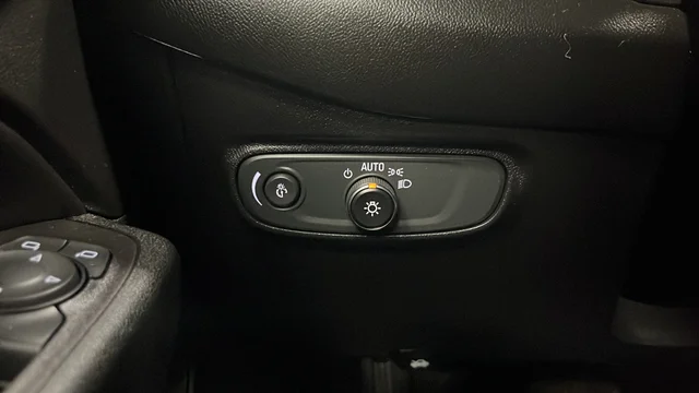 Used 2020 Silver Ice Metallic Chevrolet LT image 28