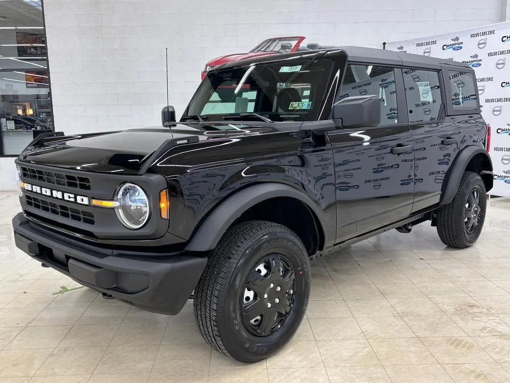 New 2025 Shadow Black Ford Base image 3