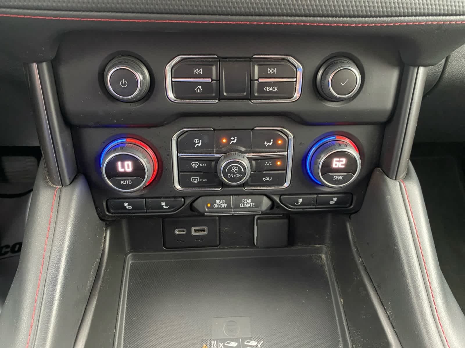 Used 2022 Summit White Chevrolet RST image 29