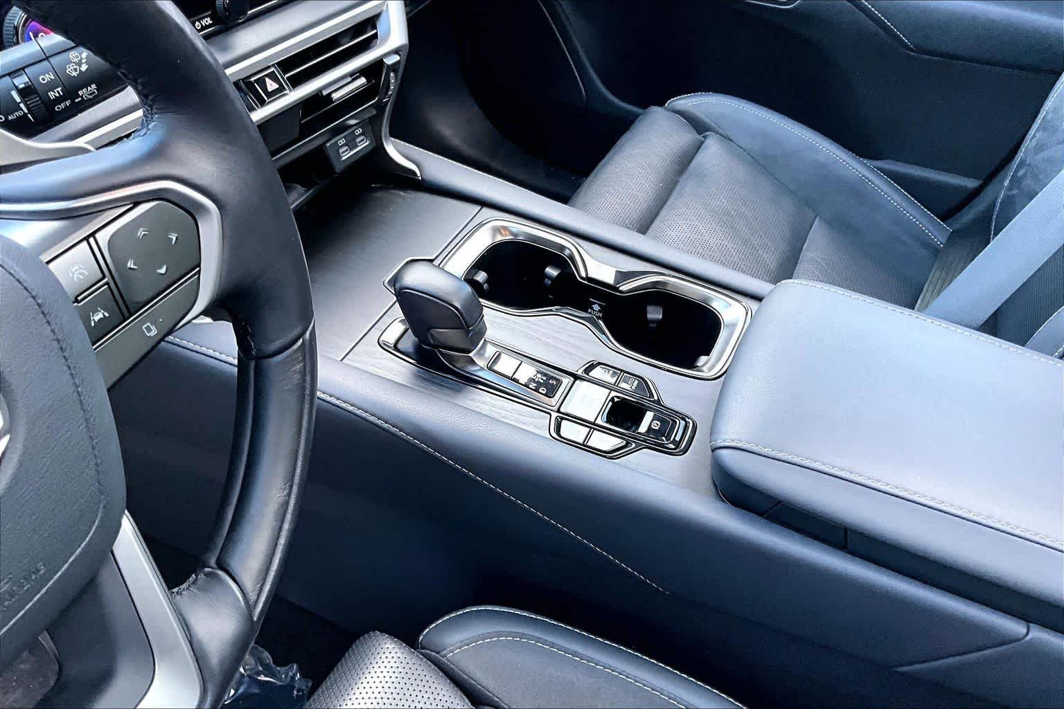 Used 2025 Caviar Lexus Luxury image 33