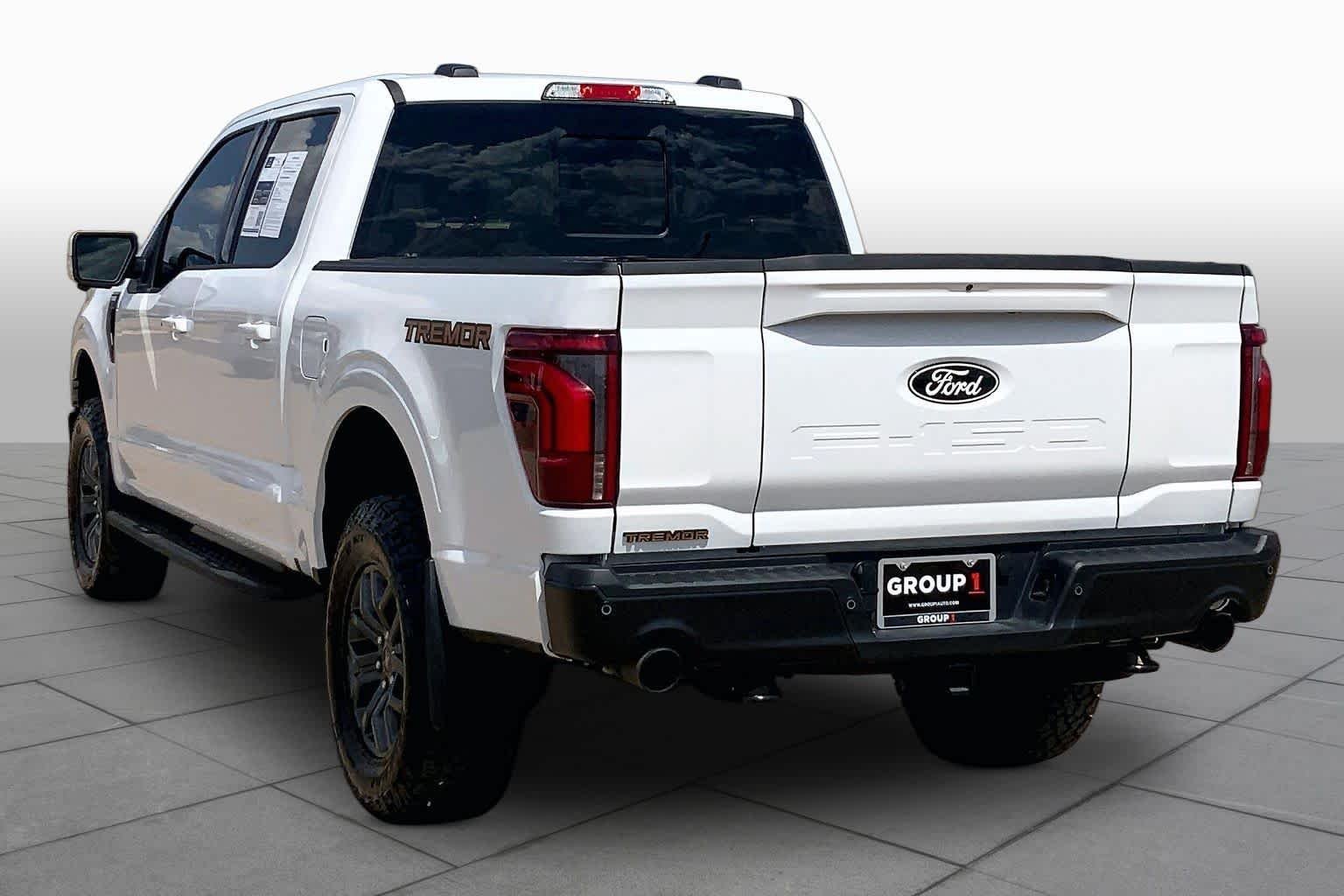 Used 2025 Oxford White Ford Tremor image 12