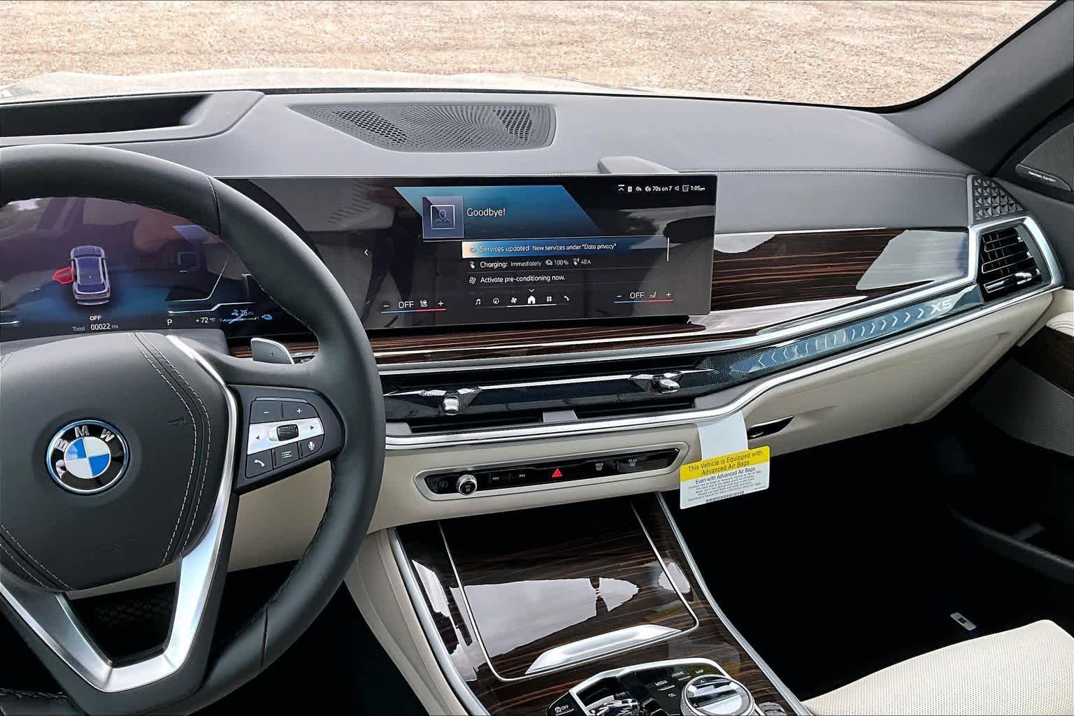 New 2026 Skyscraper Grey Metallic BMW xDrive50e image 6