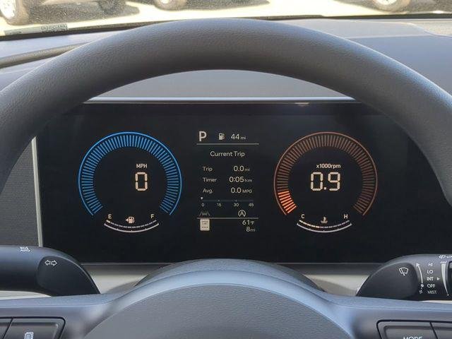New 2025 Gray Hyundai SE FWD image 25