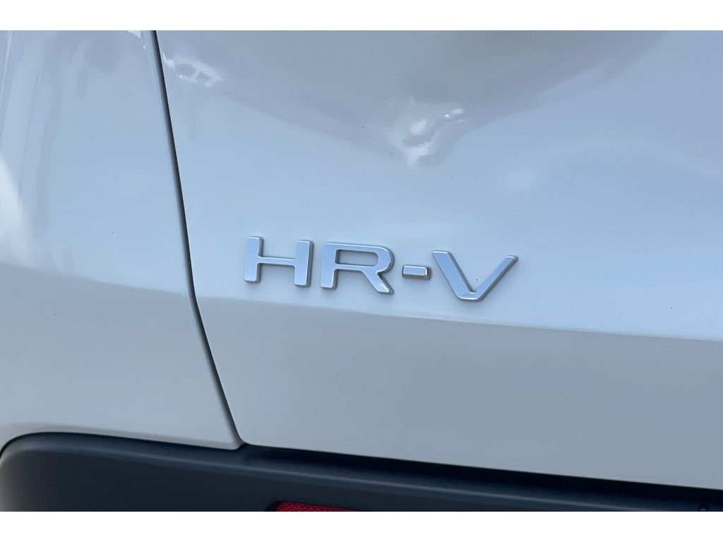 Certified Used 2024 Platinum White Pearl Honda Sport image 17