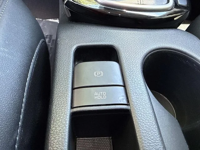 Used 2024 Blue Kia SX image 37