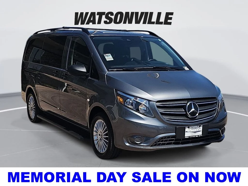 2023 Mercedes-Benz Metris 126" WB Passenger's photo