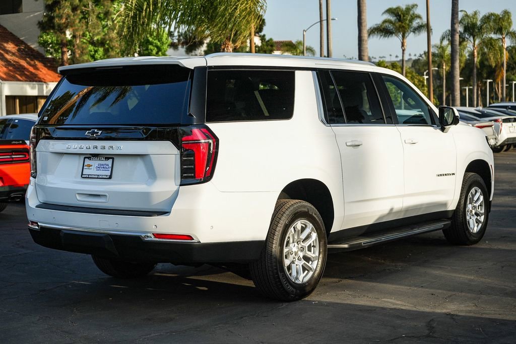 2026 Chevrolet Suburban LS - Photo 6