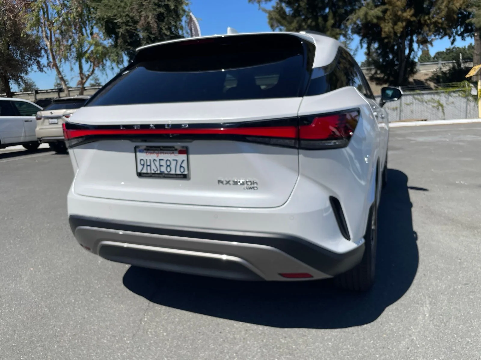 Used 2023 White Pearl Lexus 350h Premium image 8