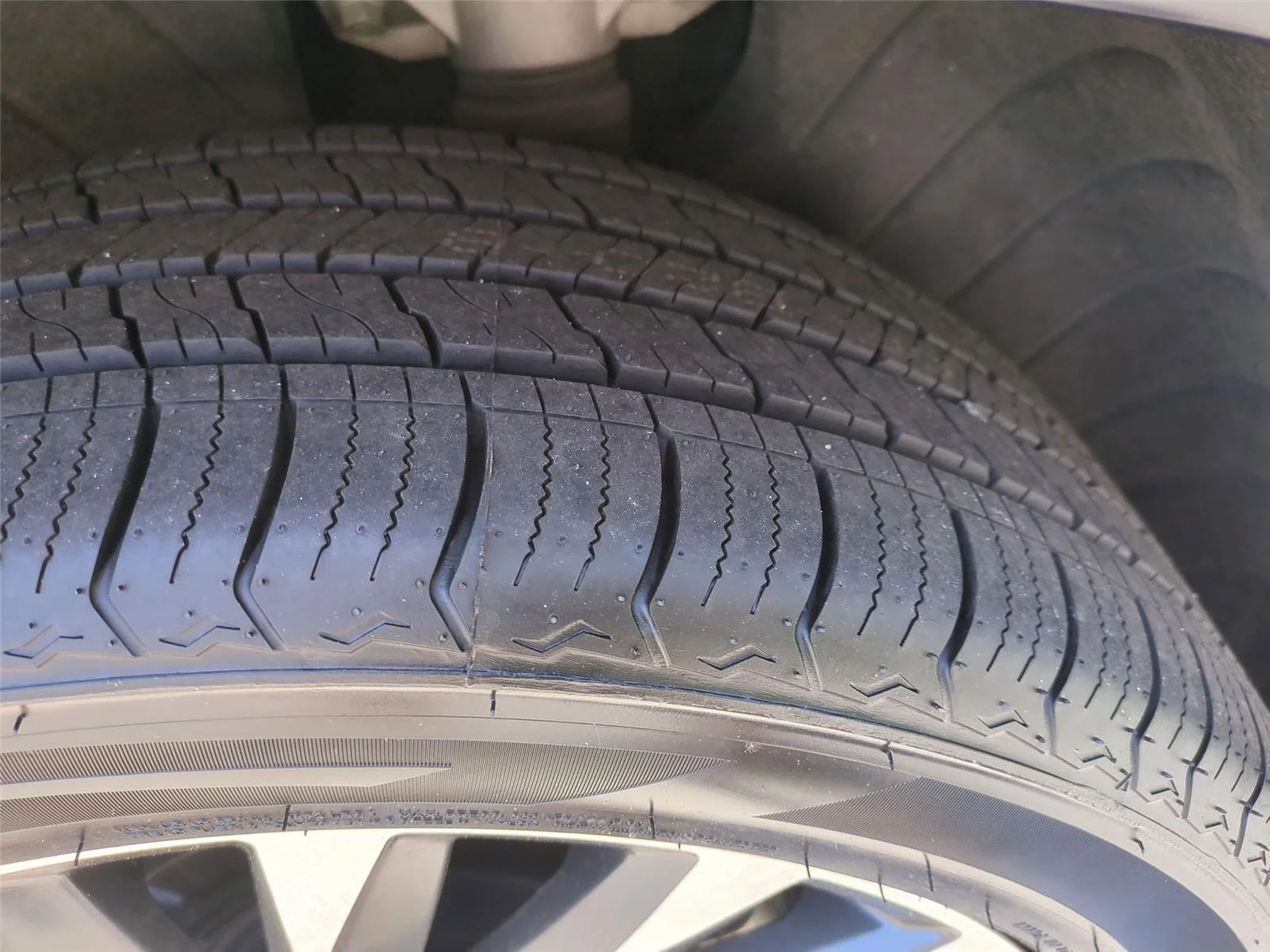 Used 2023 Abyss Black Pearl Hyundai Calligraphy image 13