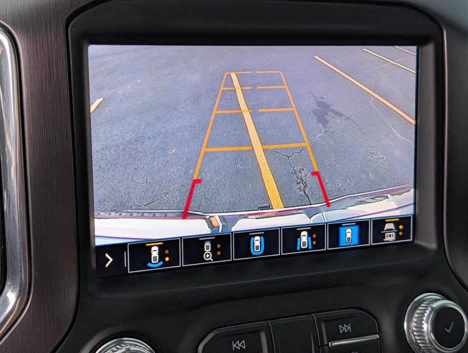 Used 2020 SUMMIT WHITE GMC AT4 image 19