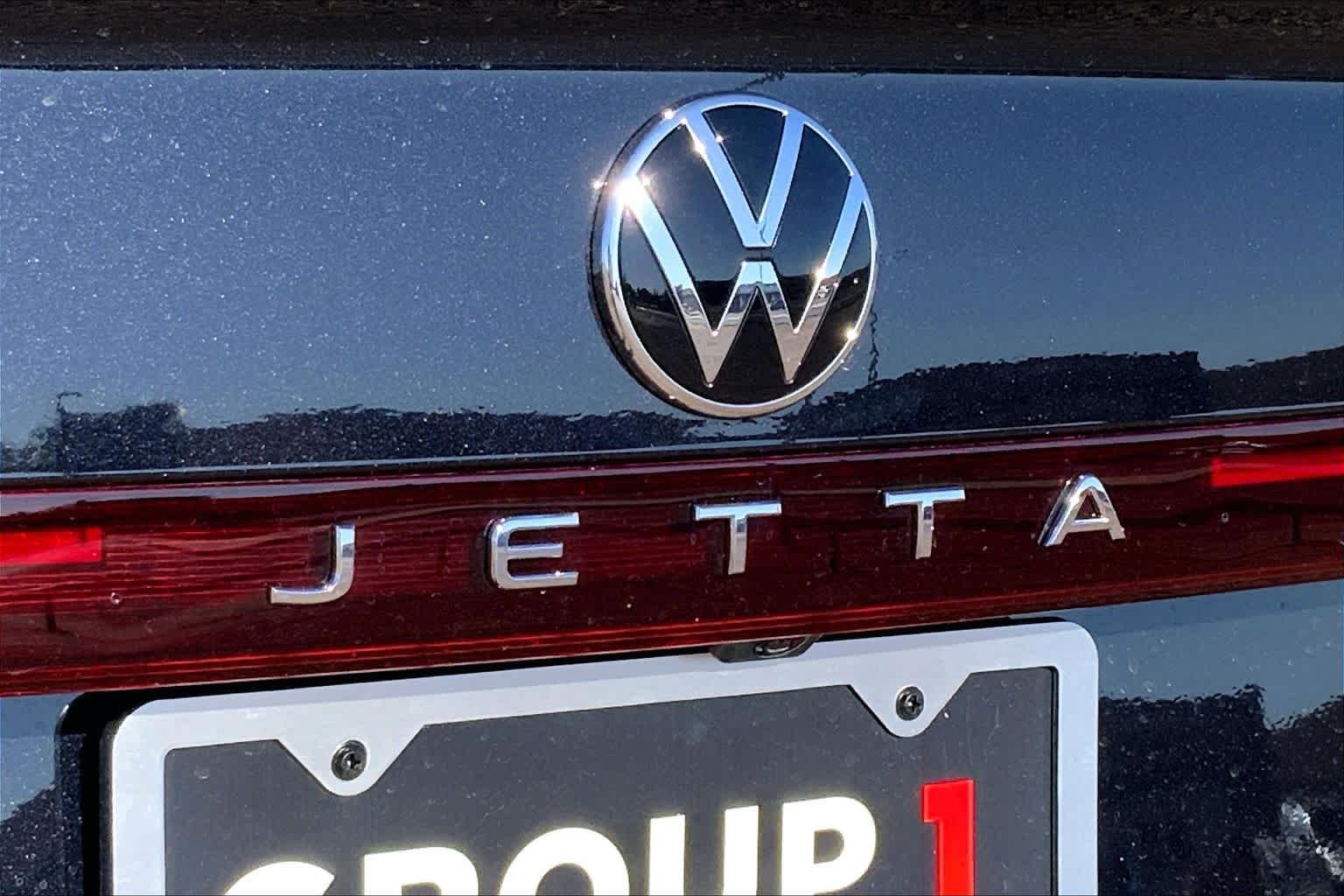 New 2026 Deep Black Pearl Volkswagen S image 15