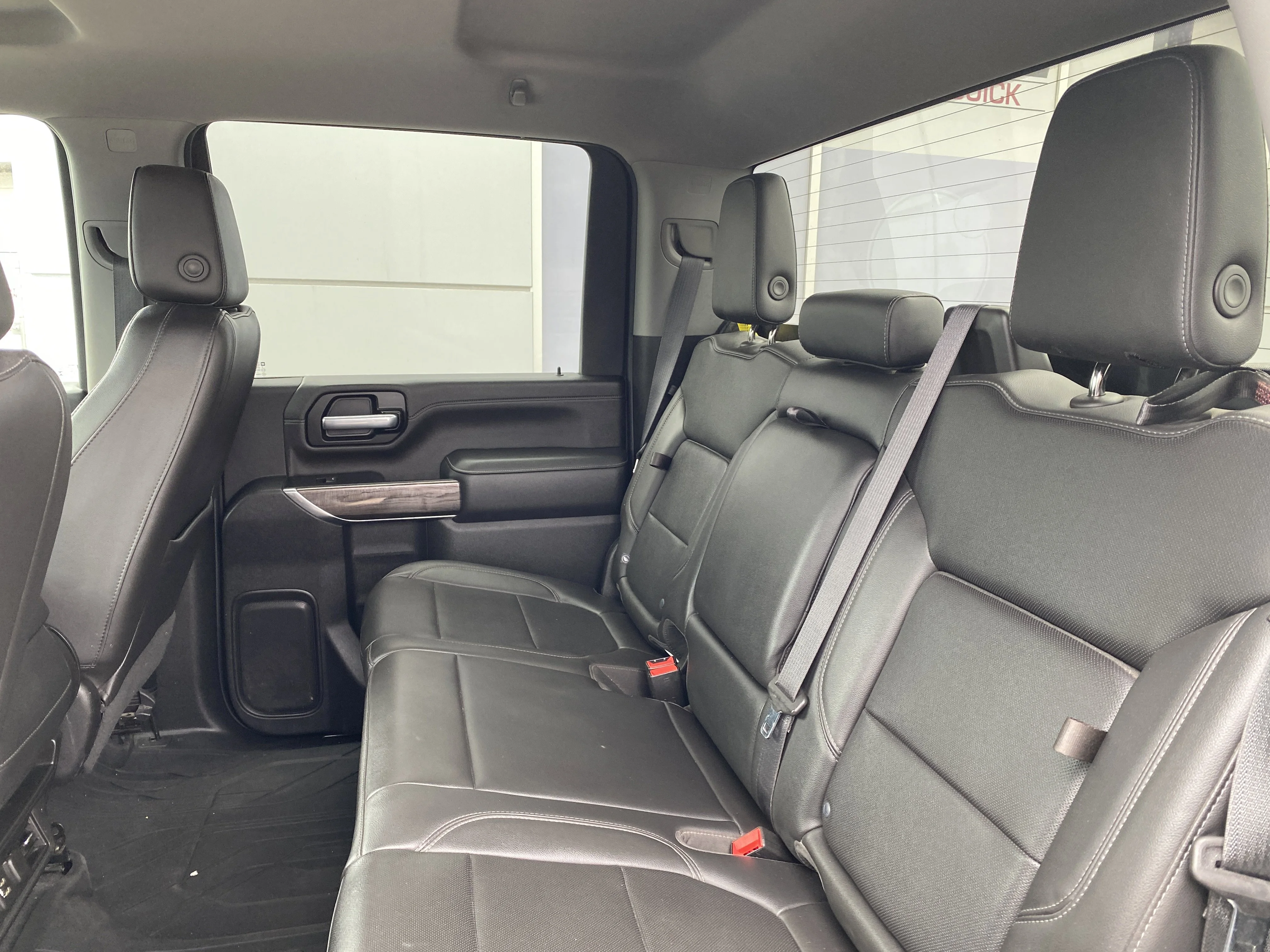 Certified Used 2020 Summit White Chevrolet LTZ Crew Cab  * DUALLY * LEATHER INTERIOR * TOW PACKAGE * image 18
