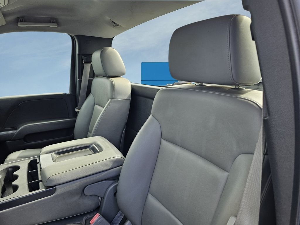 Used 2015 White Chevrolet WT image 15