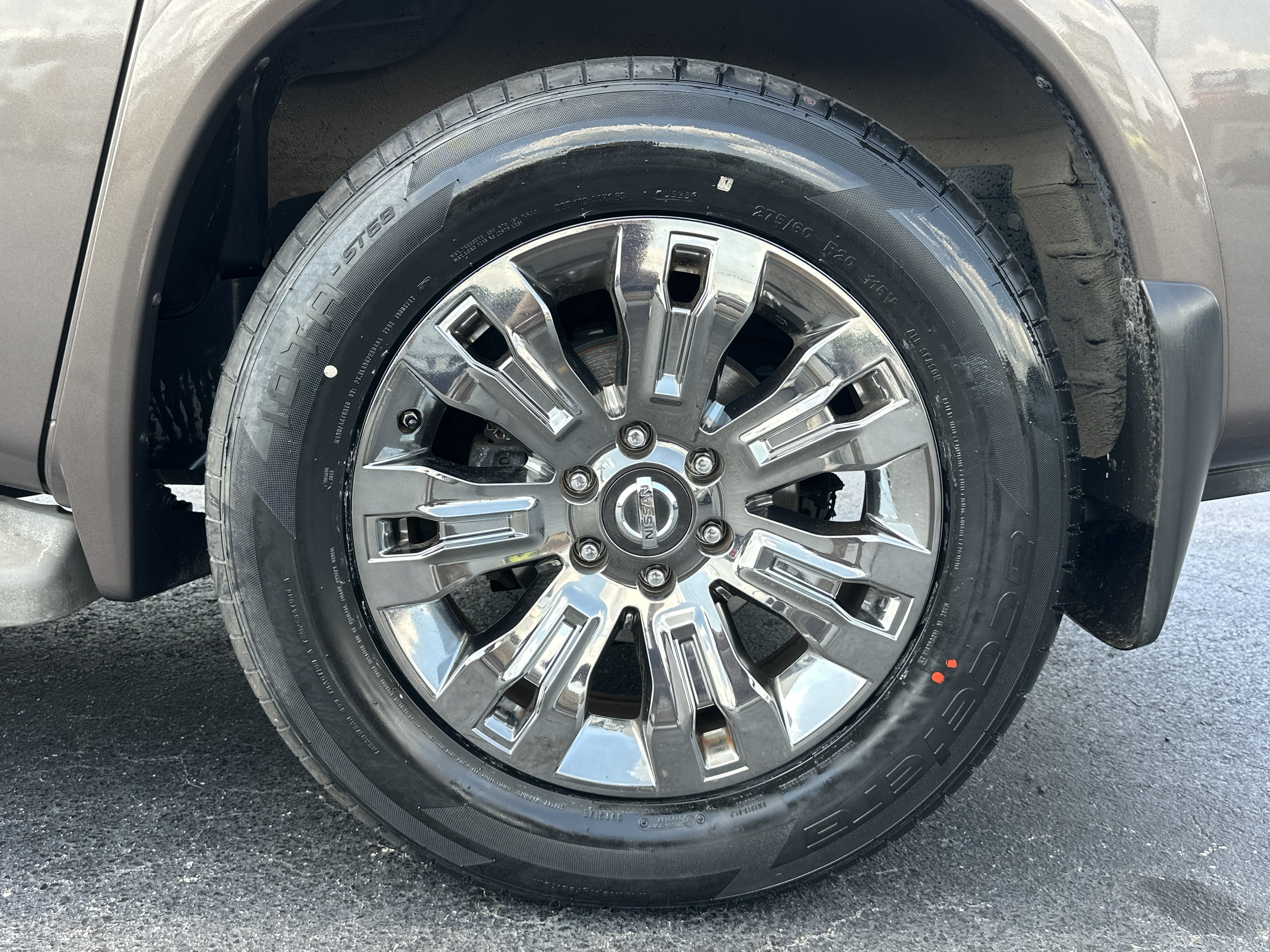 Used 2015 Java Metallic Nissan Platinum image 20