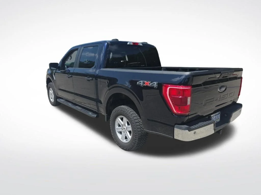 Used 2021 Blue Ford XLT image 7
