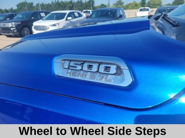 Used 2019 Blue Ram Big Horn/Lone Star image 7