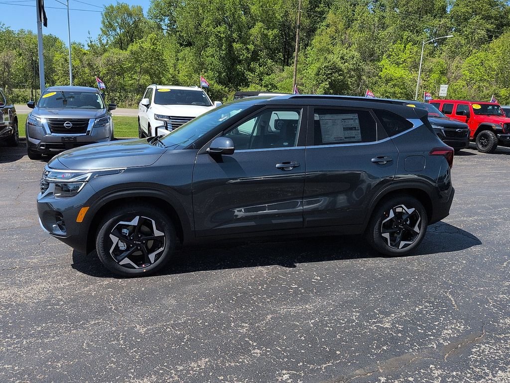 New 2026 Gravity Gray Kia EX image 4