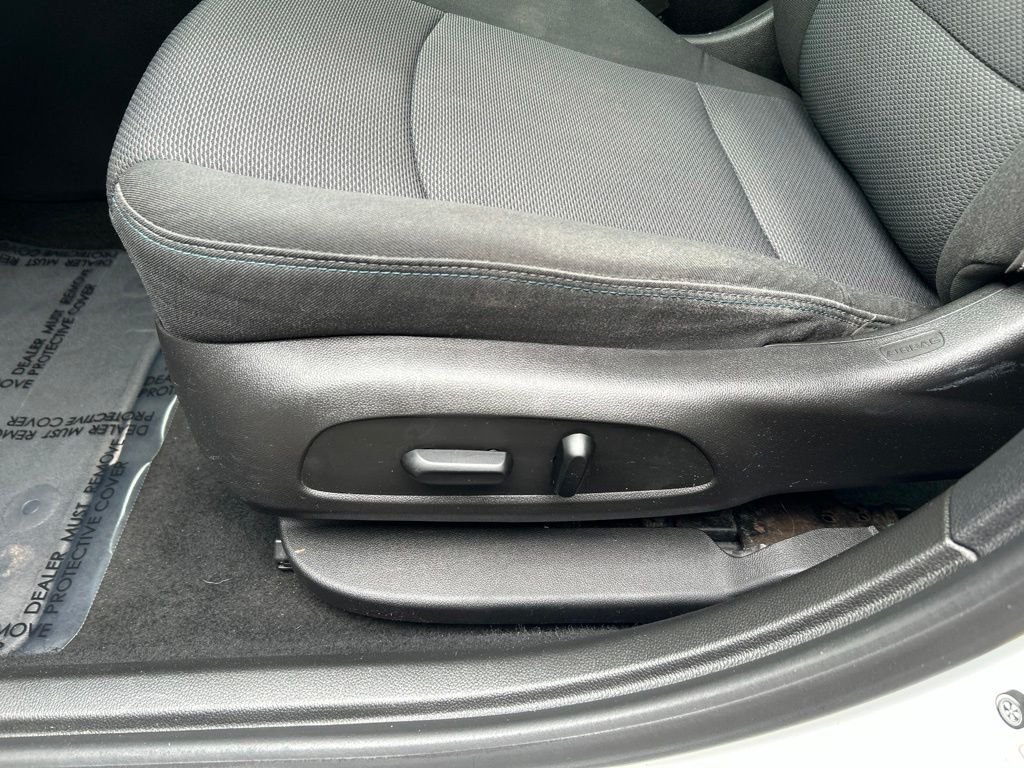 2017 Chevrolet Cruze LT - Photo 16