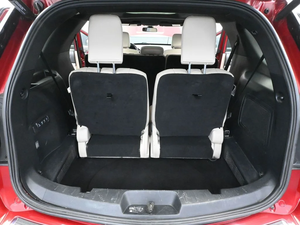 Used 2018 Red Ford Limited image 42
