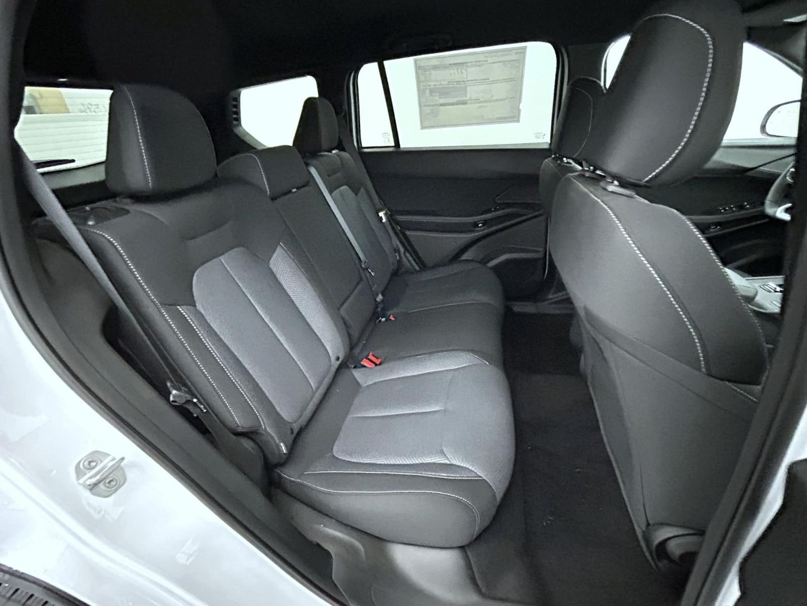 New 2026 Bright White Clear-Coat Exterior Paint Jeep Laredo image 18
