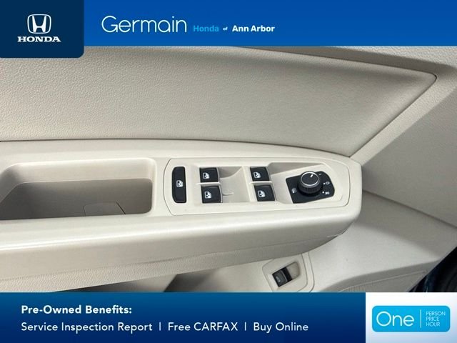Used 2019 Blue Metallic Volkswagen 3.6L V6 SE image 20