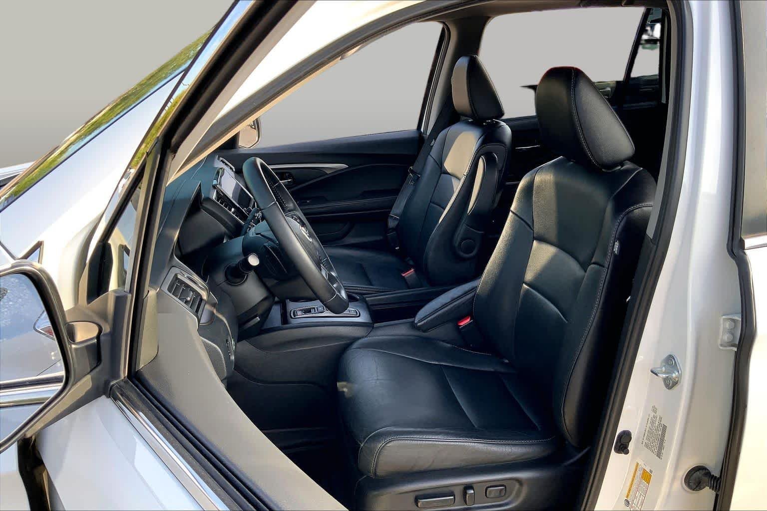 Used 2021 Platinum White Pearl Honda EX-L image 8