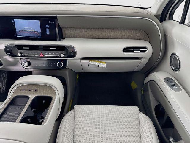 New 2026 White Hyundai Blue SEL 7P image 39