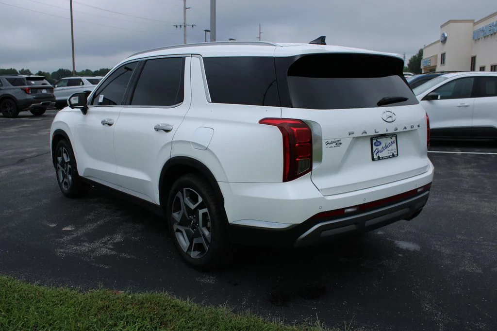 Used 2023 Hyper White Hyundai Limited image 7