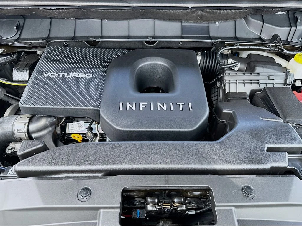 New 2027 MINERAL BLACK INFINITI Luxe FWD image 33
