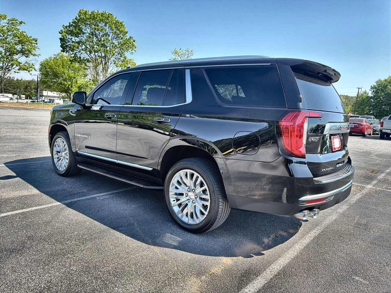 Used 2024 Onyx Black GMC Denali image 5