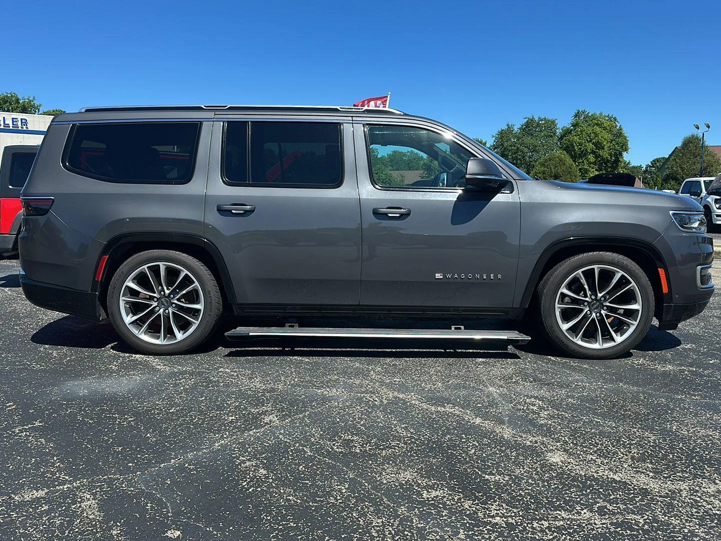 Used 2022 Metallic Jeep Series III image 4