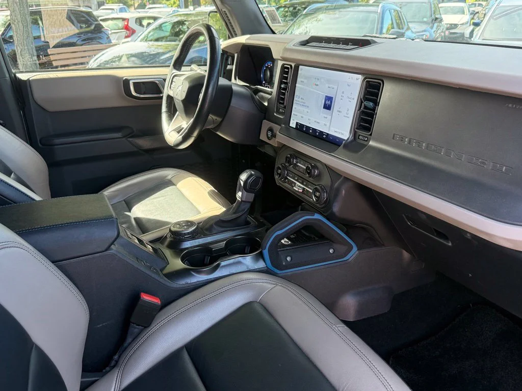 Used 2024 Azure Gray Metallic Ford Wildtrak image 27