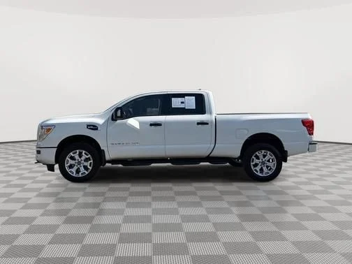 Certified Used 2024 White Nissan SV image 6