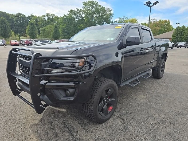 Used 2015 Black Chevrolet Z71 image 3