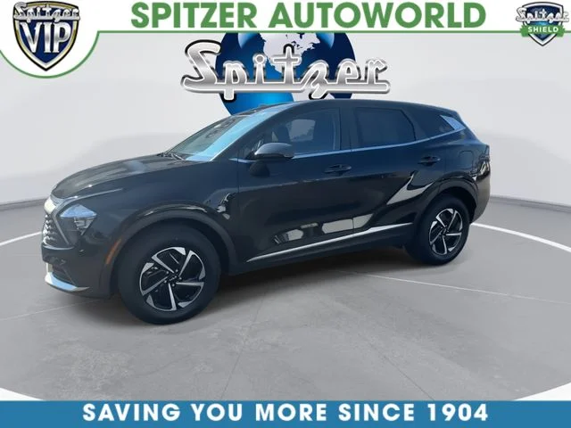 Used 2023 Black Kia LX image 6