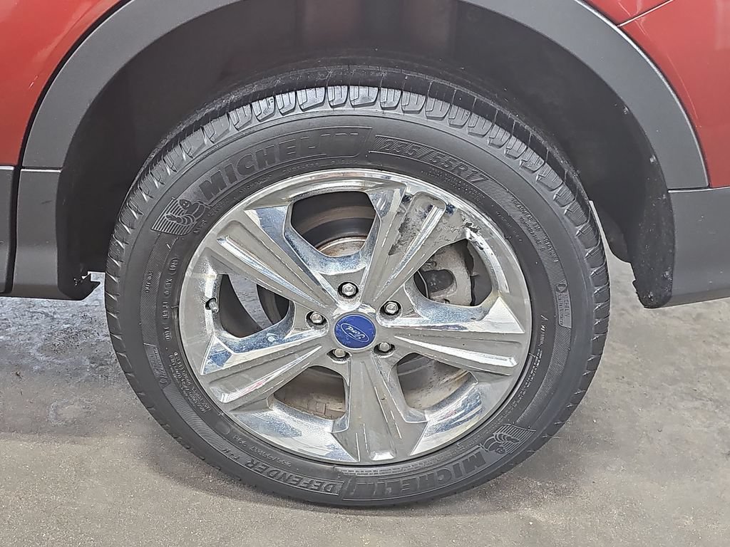 Used 2015 White Ford SE image 37