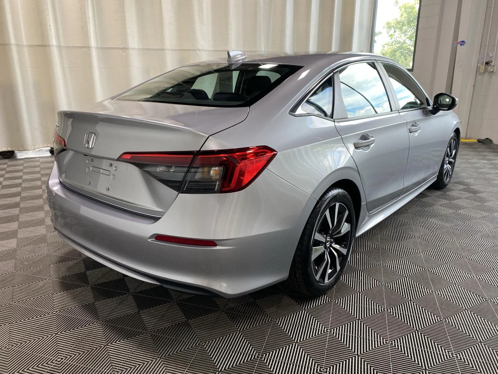 Used 2024 Lunar Silver Metallic Honda EX image 14