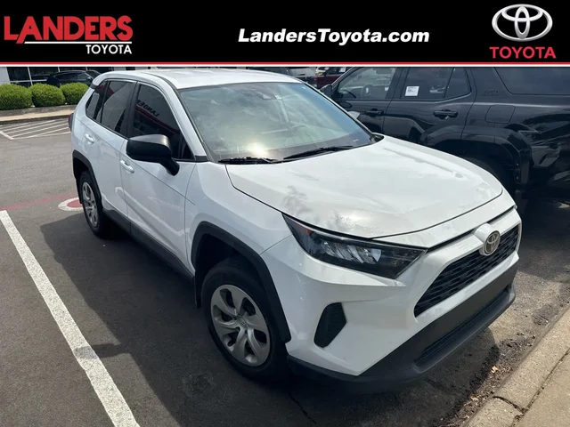 2022 Toyota RAV4 LE
