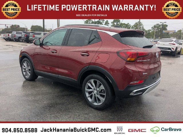 Used 2023 Red Buick Essence image 6