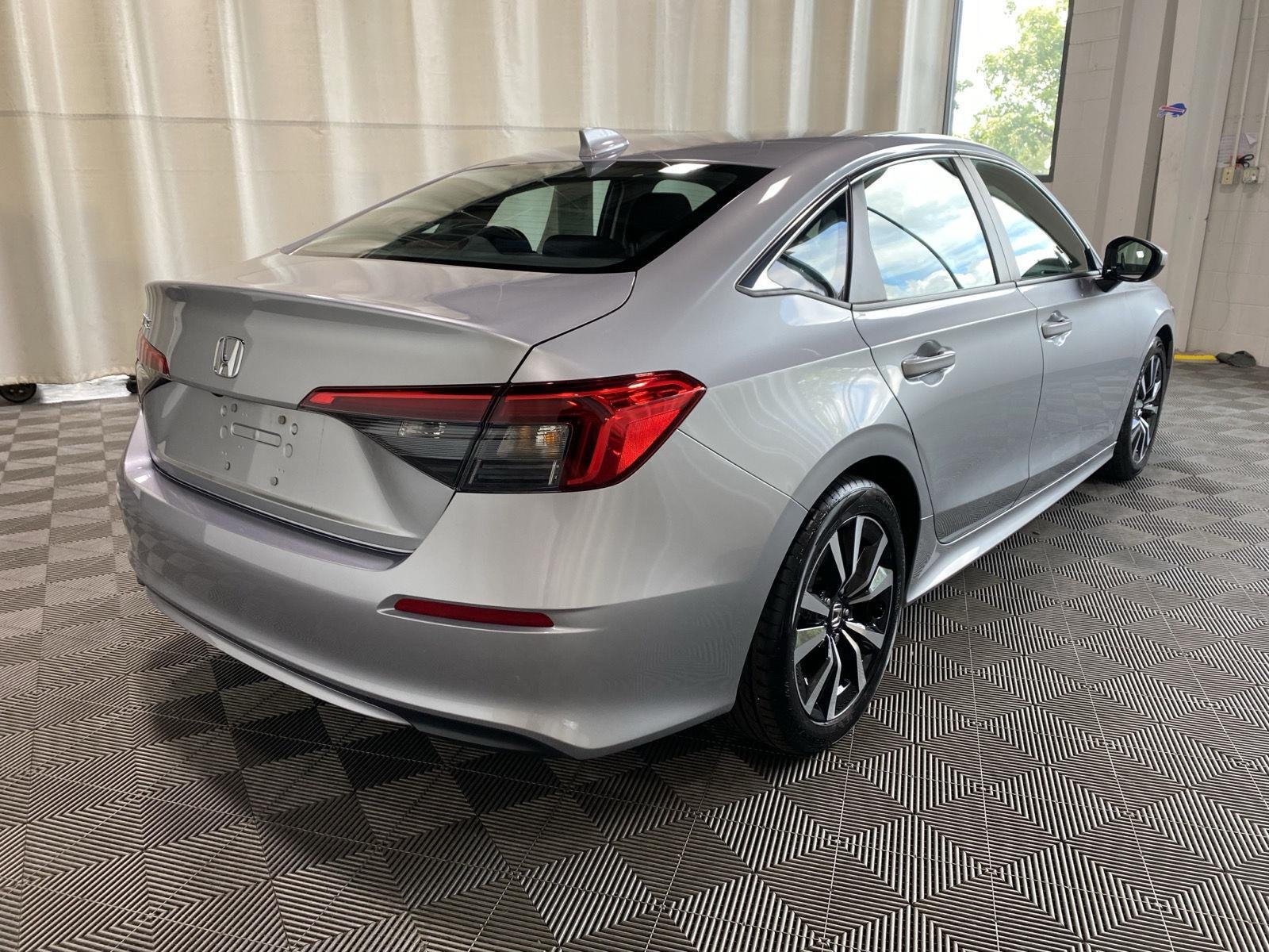 Used 2024 Lunar Silver Metallic Honda EX image 14