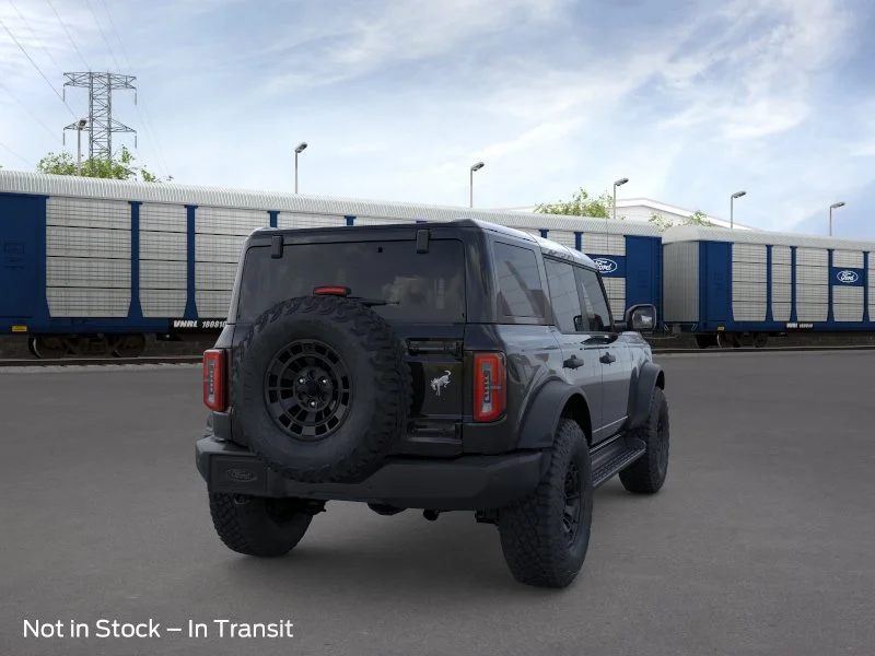 New 2026 Shadow Black Ford Outer Banks® image 8