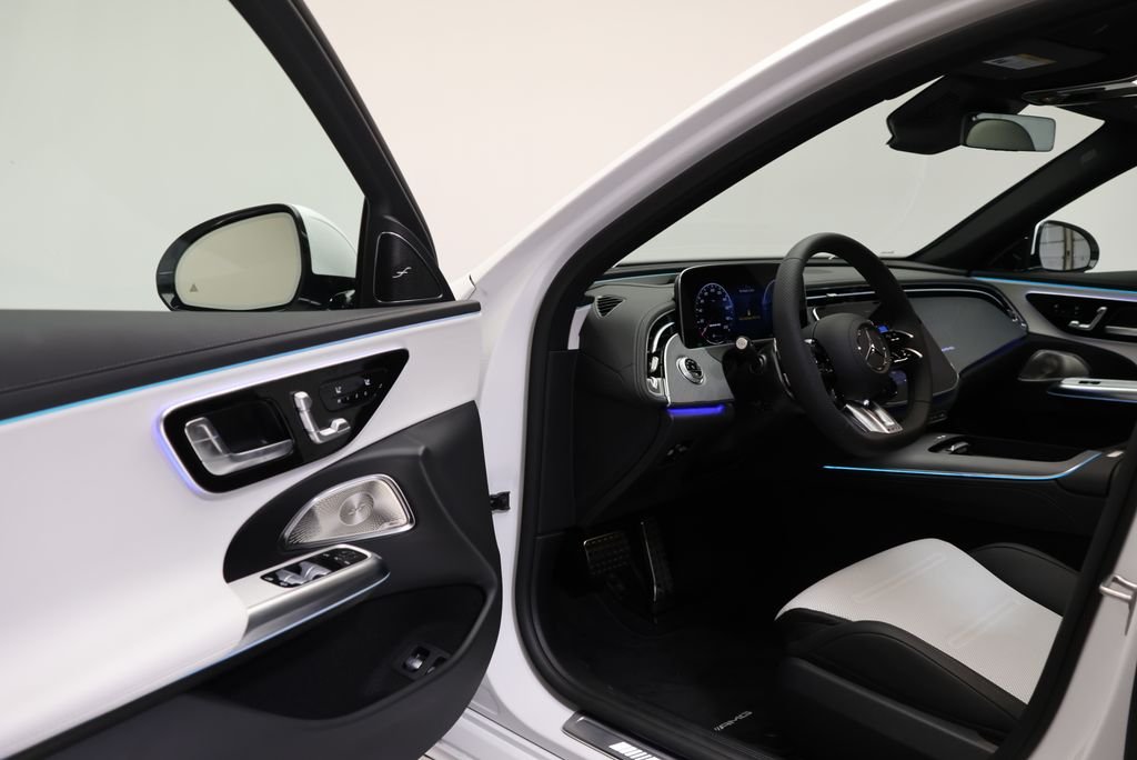 New 2026 Moonlight White Magno Mercedes-Benz E 53 AMG® image 35
