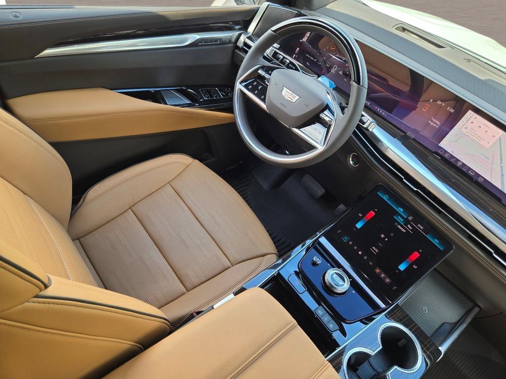 2026 Cadillac Escalade Luxury - Photo 18