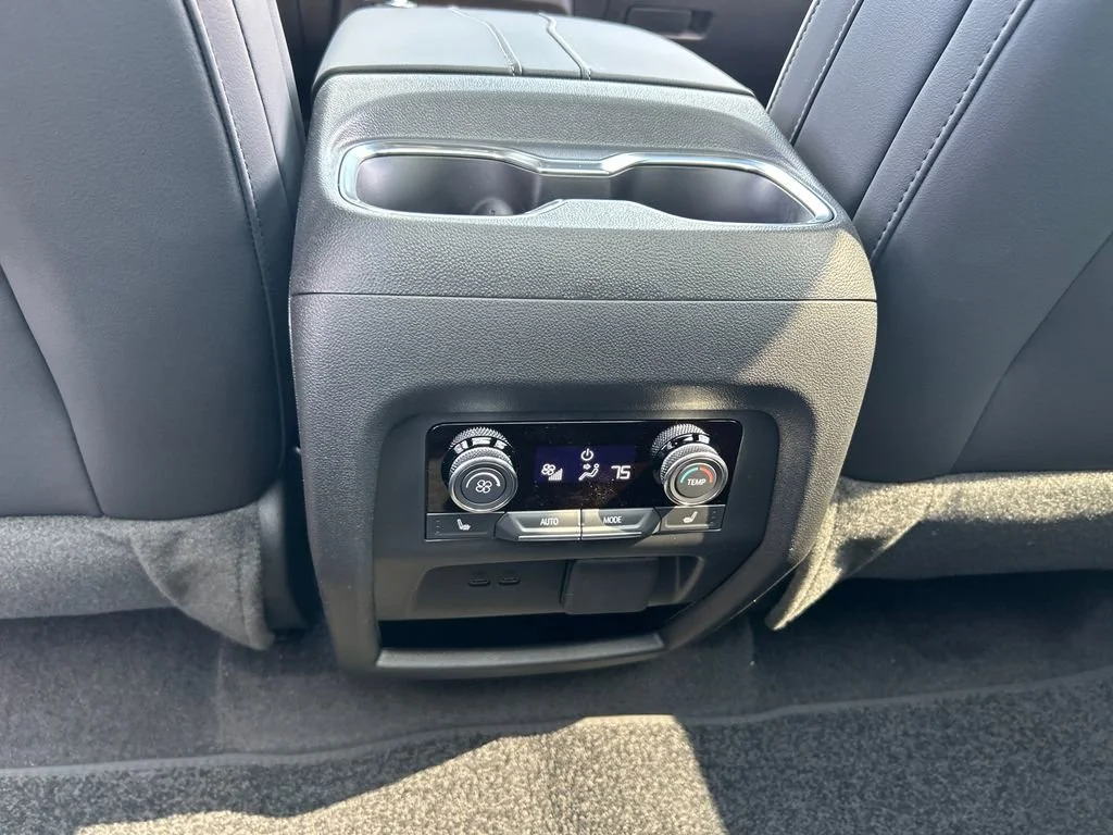 2026 Buick Enclave Avenir - Photo 34